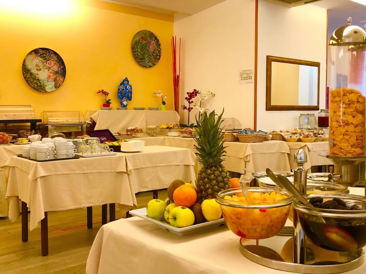 Hotel Alessi** Rimini Esterno foto