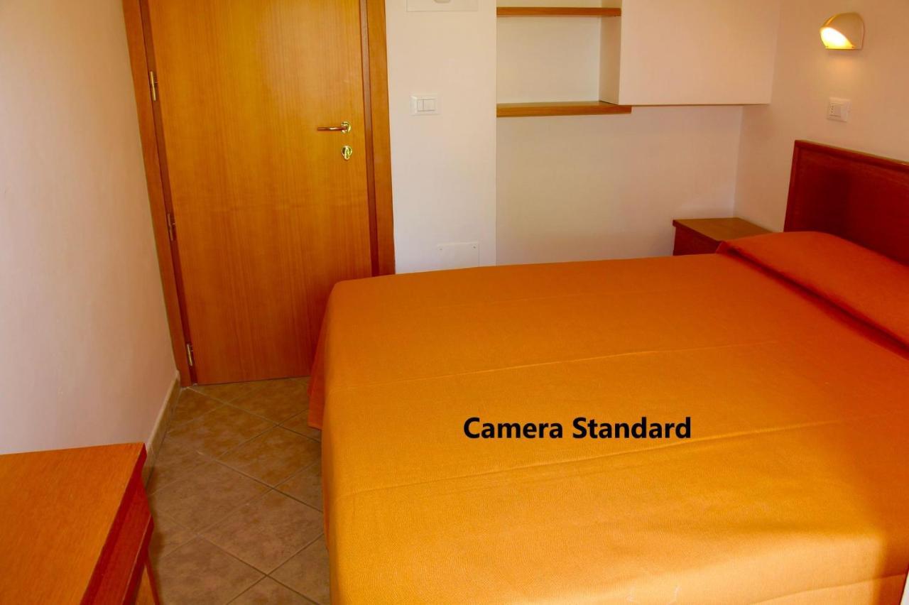 Hotel Alessi** Rimini Esterno foto