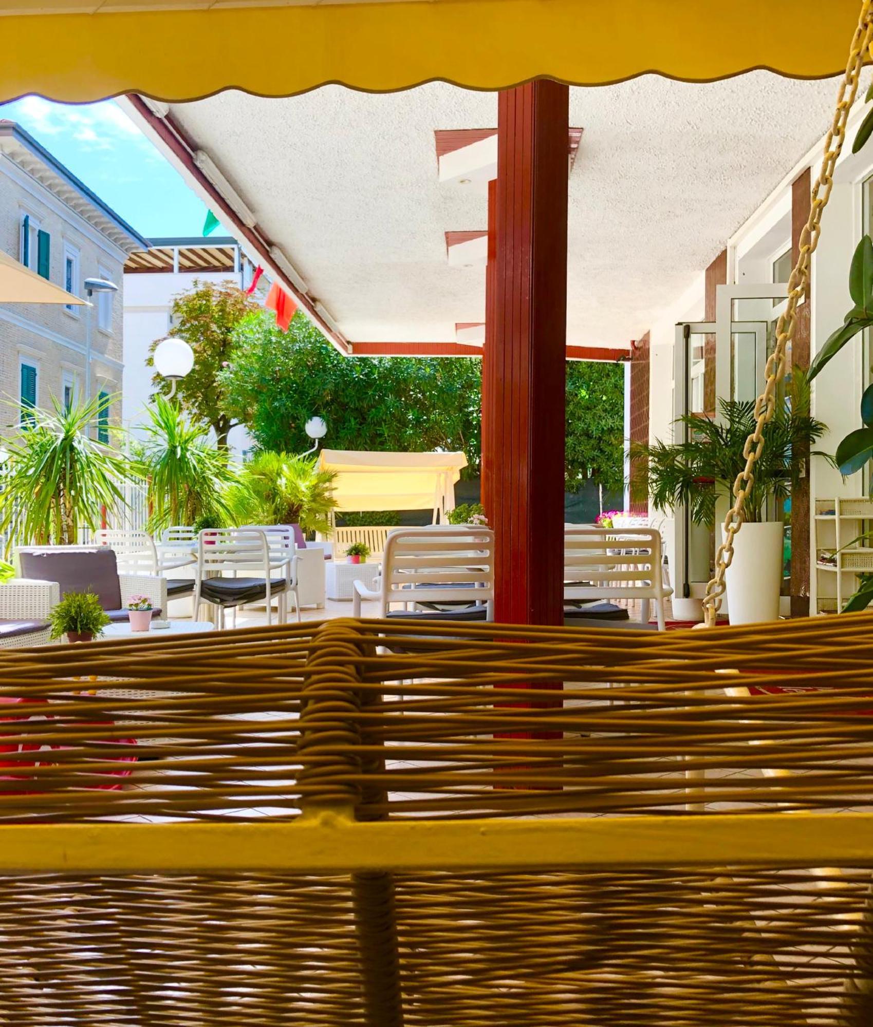 Hotel Alessi** Rimini Esterno foto